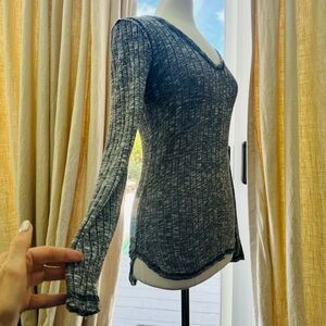 Anthropologie Michael Stars Gray Raglan Long Sleeve Knit Top